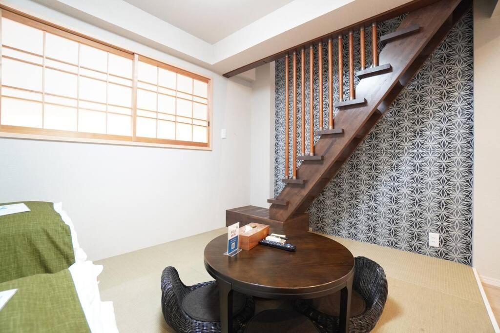Apartment Estate Kuromon Bekkan E *